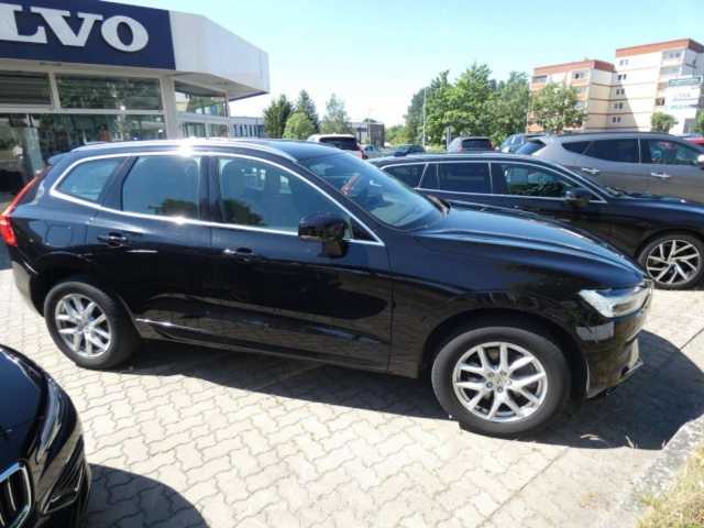 Volvo  D5 AWD Momentum Klima Navi Leder Rückfahrkamera