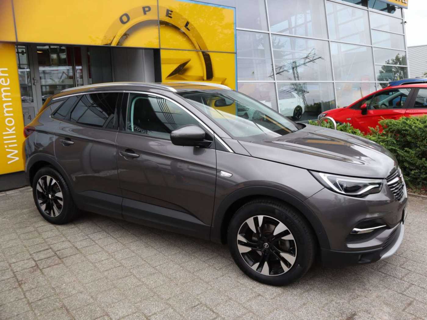 Opel  1.2 Innovation+Leder+Denon+AHK+360+