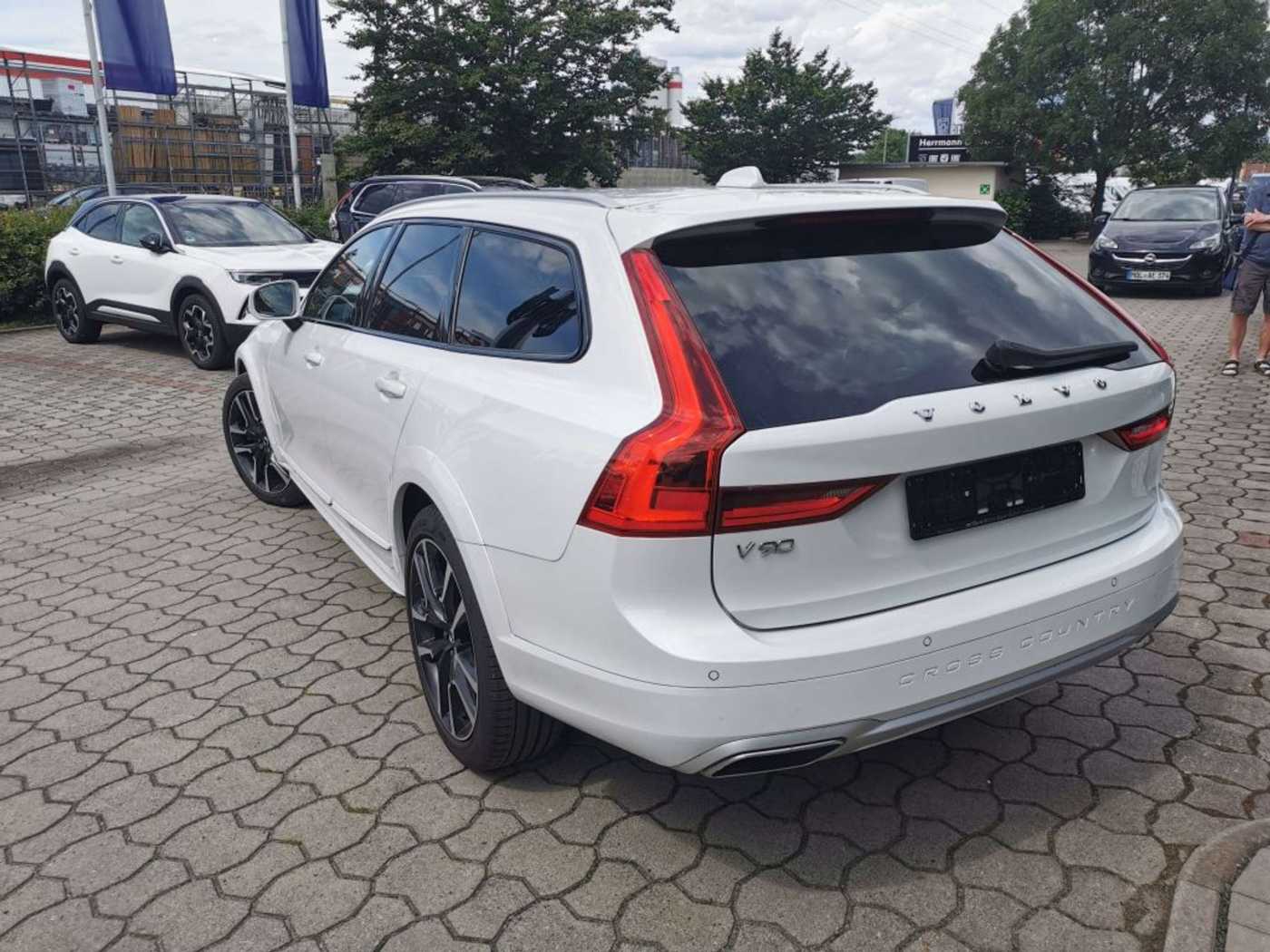 Volvo  Pro D5 AWD+Luft+Nappa+AHK+Standheiz+